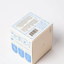 Load image into Gallery viewer, FRESH LAUNDRY SOY CANDLE