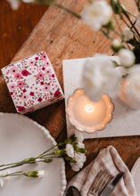 Load image into Gallery viewer, AMORE REUSABLE CANDLE