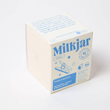 Load image into Gallery viewer, FRESH LAUNDRY SOY CANDLE