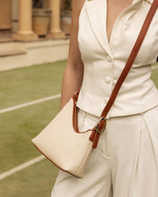 Load image into Gallery viewer, AMELIA SHOULDER BAG