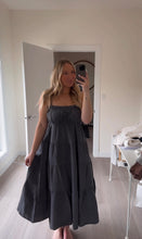 Load image into Gallery viewer, ALTURA TIERED MAXI DRESS