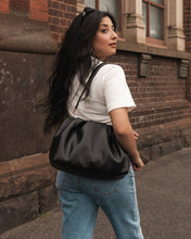 Load image into Gallery viewer, NAOMI SHOULDER BAG