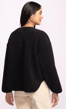 Load image into Gallery viewer, WYNOLA JACKET