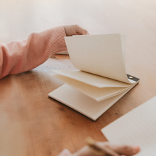 Load image into Gallery viewer, GOLD RIVET BASIC NOTEPAD