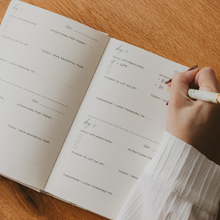 Load image into Gallery viewer, GRATITUDE JOURNAL
