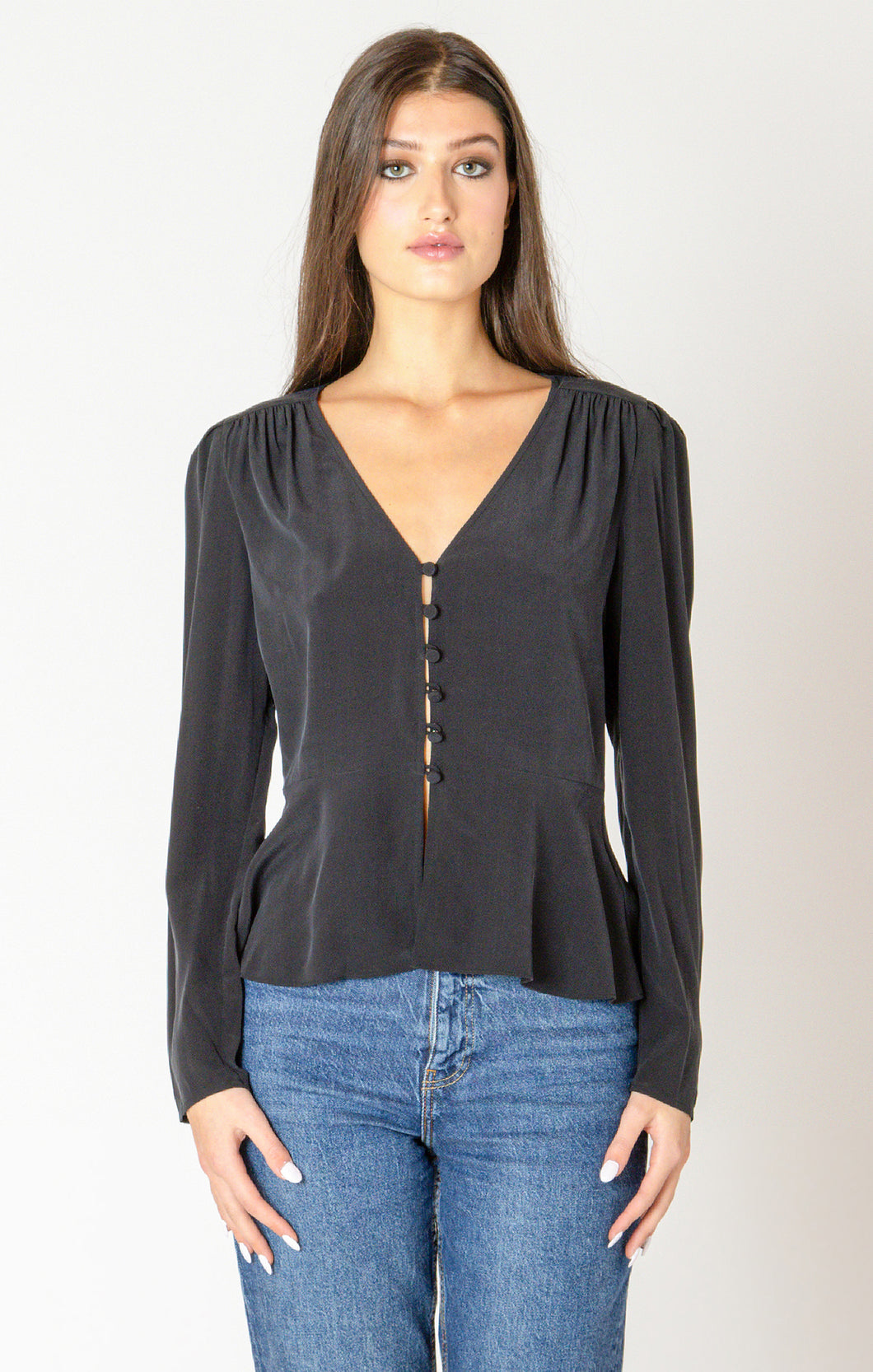 MAGGIE TOP