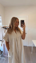 Load image into Gallery viewer, BEATRICE DRESS
