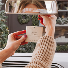 Load image into Gallery viewer, SUGAR COOKIES AIR FRESHENER
