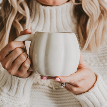 Load image into Gallery viewer, CREAM PUMPKIN COFFEE MUG
