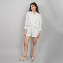 Load image into Gallery viewer, ROVE BUTTON UP

