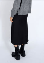 Load image into Gallery viewer, ALLINA SKIRT

