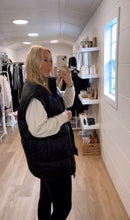 Load image into Gallery viewer, ASH PUFFER VEST
