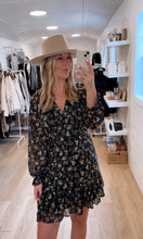 Load image into Gallery viewer, FLORAL WRAP DRESS
