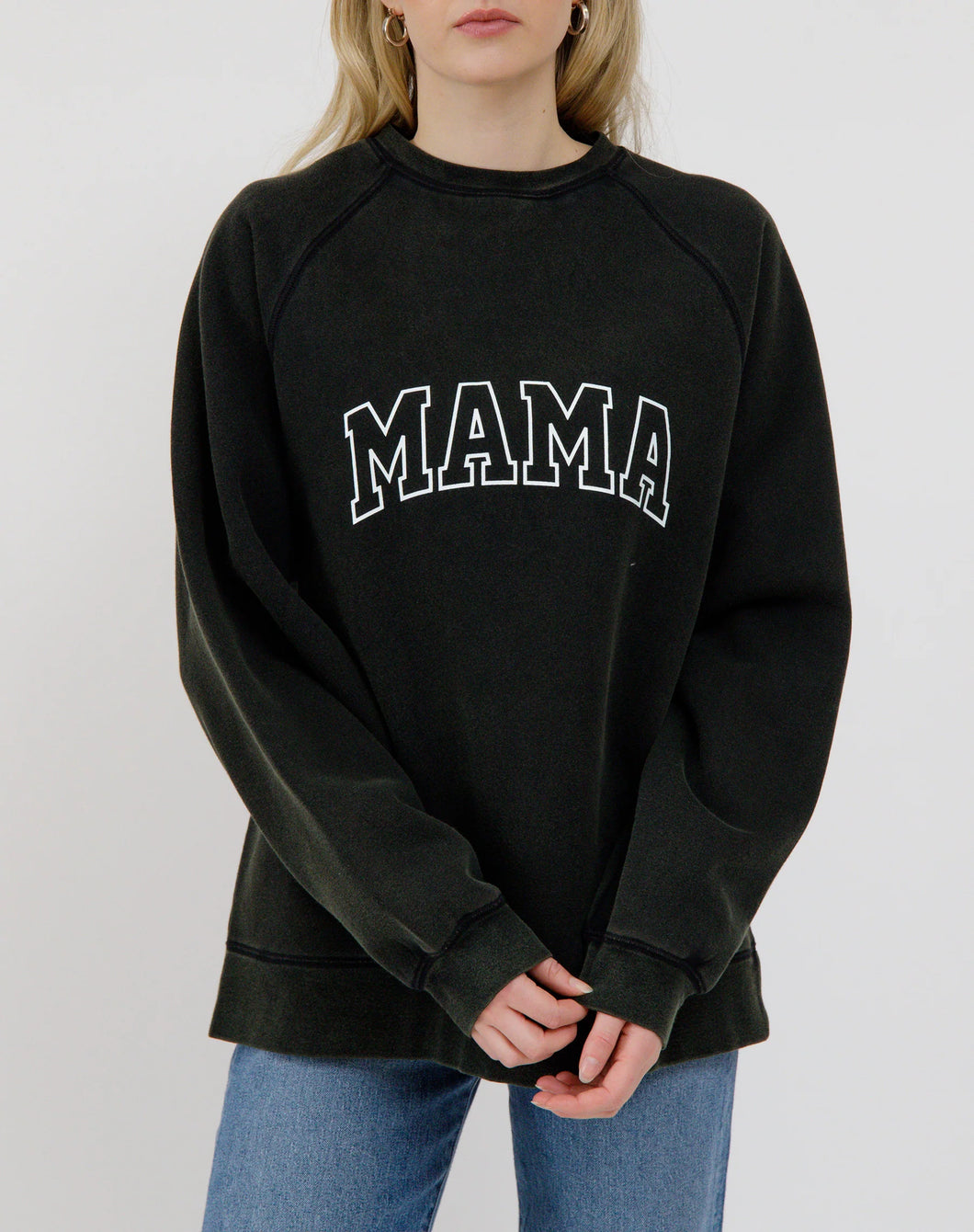 MAMA CREW