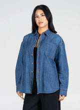Load image into Gallery viewer, PARTON OVERSIZED DENIM SHIRT
