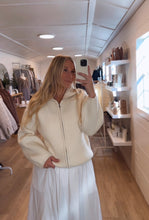 Load image into Gallery viewer, SOMBER KNIT SWEATER
