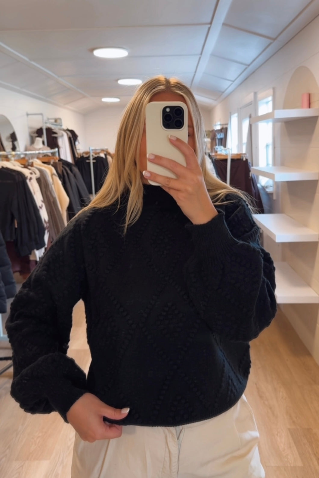 MARISA SWEATER