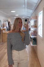 Load image into Gallery viewer, MARYLIN PULLOVER
