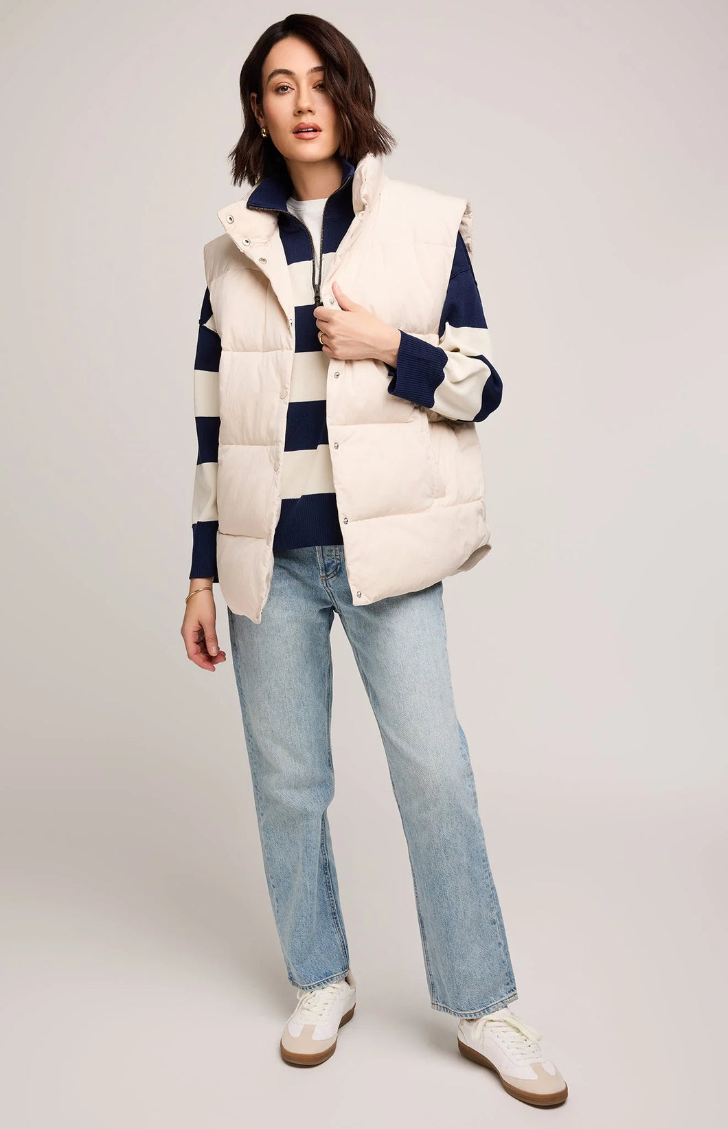 NORA VEST