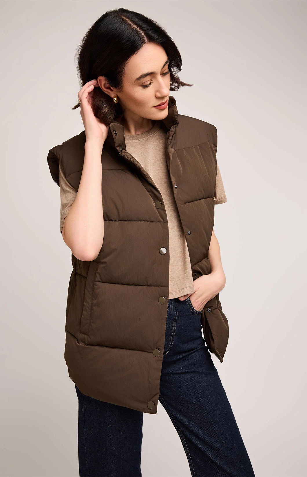 NORA VEST