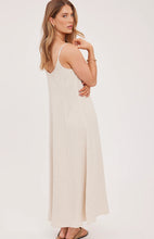 Load image into Gallery viewer, VIRGINIA LINEN DRESS
