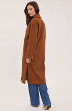 Load image into Gallery viewer, AGATHA COAT
