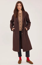 Load image into Gallery viewer, AGATHA COAT
