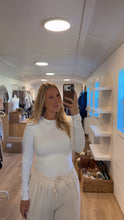 Load image into Gallery viewer, RANDI LONG SLEEVE TOP
