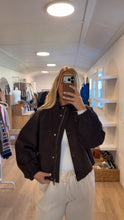 Load image into Gallery viewer, THE GROVE JACKET
