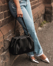 Load image into Gallery viewer, NAOMI SHOULDER BAG
