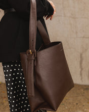 Load image into Gallery viewer, PEYTON SHOULDER BAG
