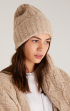 Load image into Gallery viewer, CABLE KNIT BEANIE

