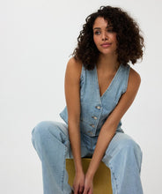 Load image into Gallery viewer, GILET DENIM
