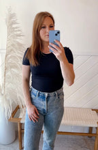 Load image into Gallery viewer, ROXI CREW NECK TSHIRT - BLACK
