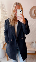 Load image into Gallery viewer, MOLLY JACKET BLACK
